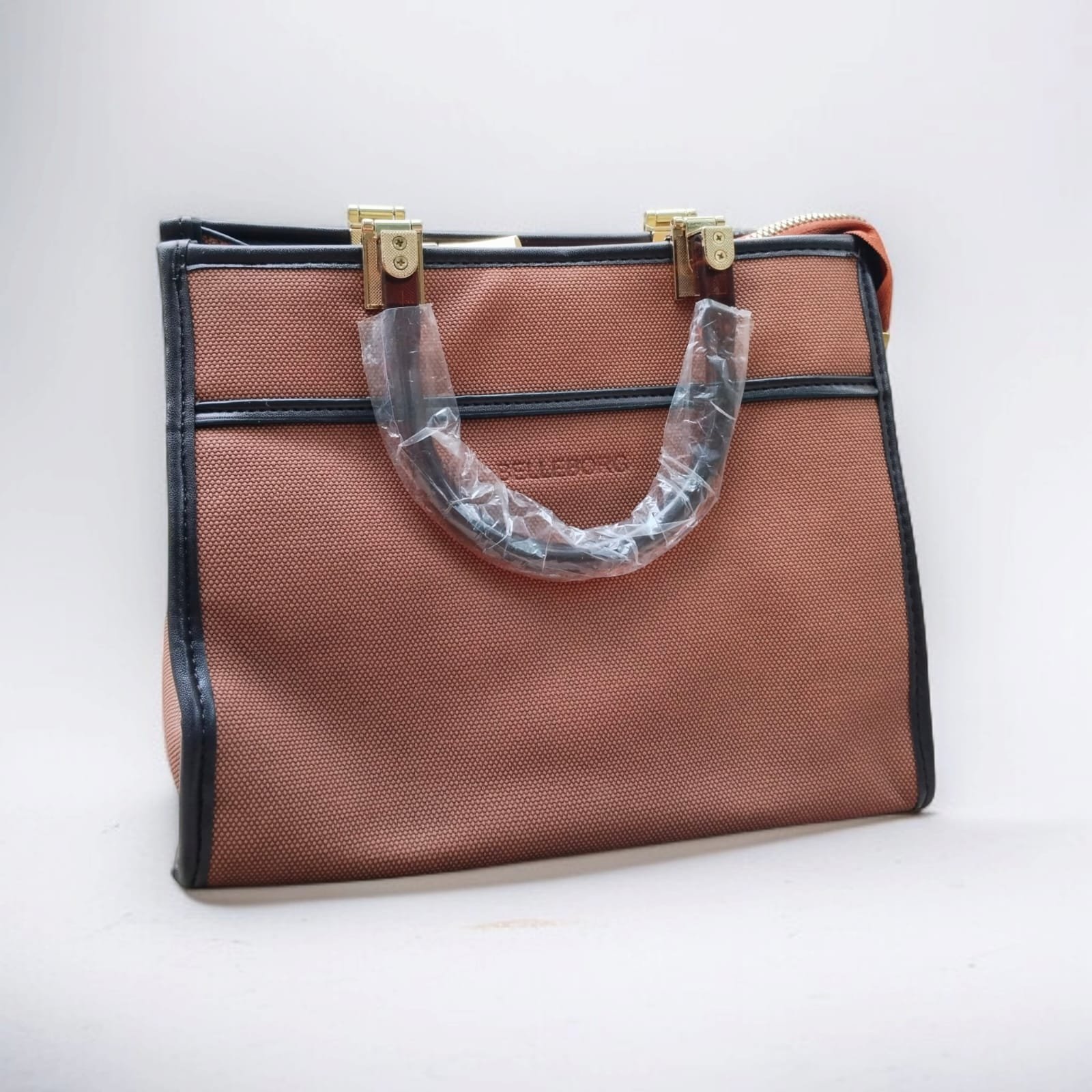 PUWAG Urban Luxe - Image 3